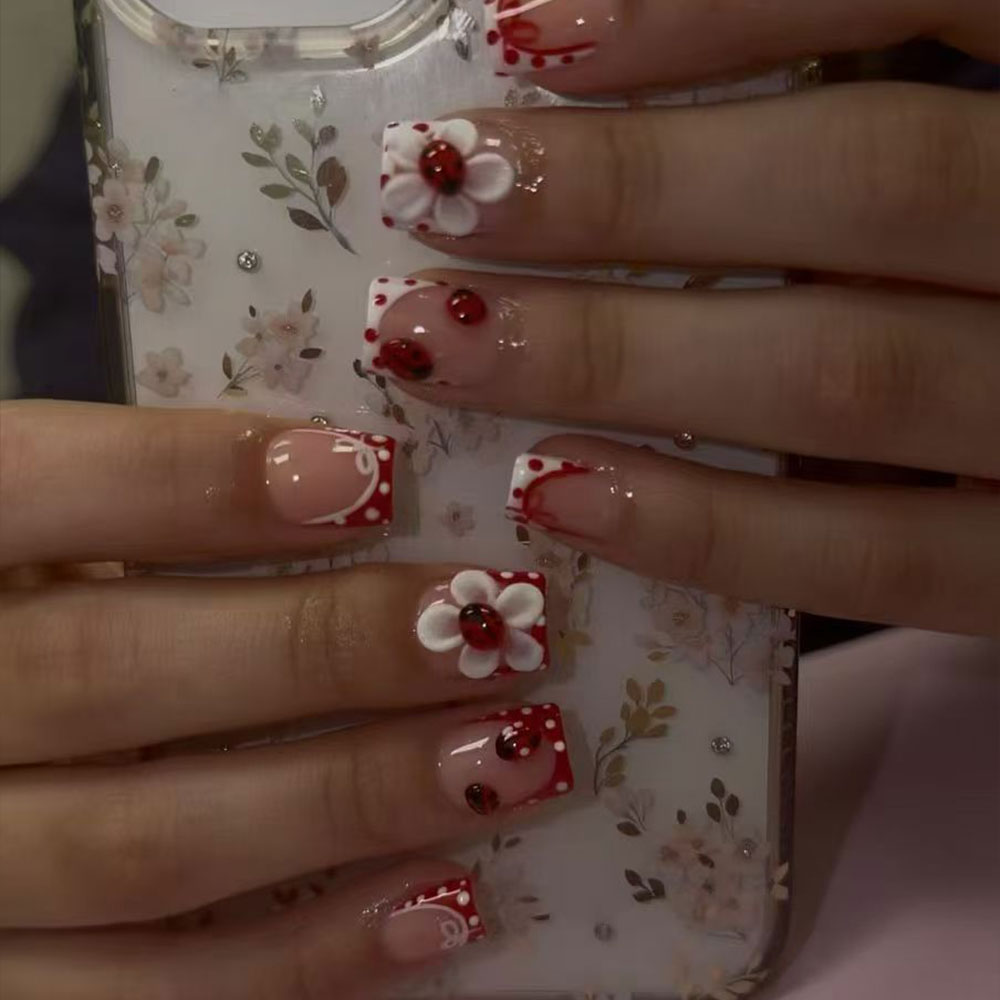 24 pezzi per set. Adesivi per  - Nail Art Halal recensione e prezzo