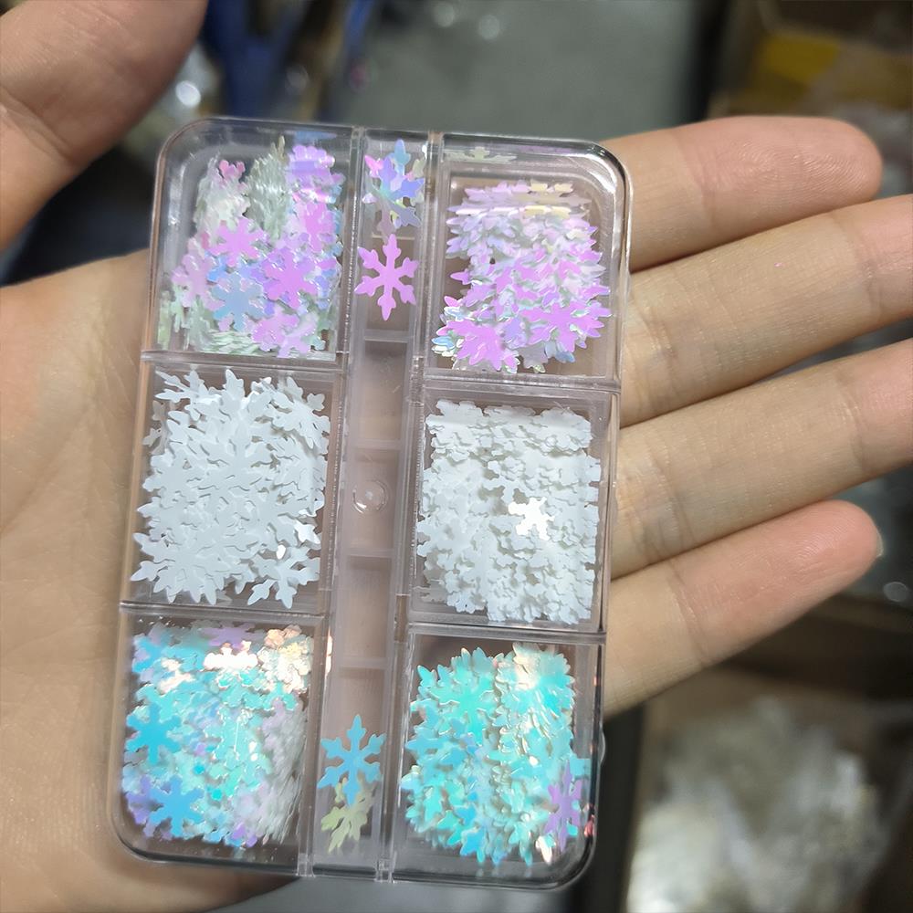 6/12 Griglie 3D Aurora Fiocchi - Nail Art Xmas recensione e prezzo