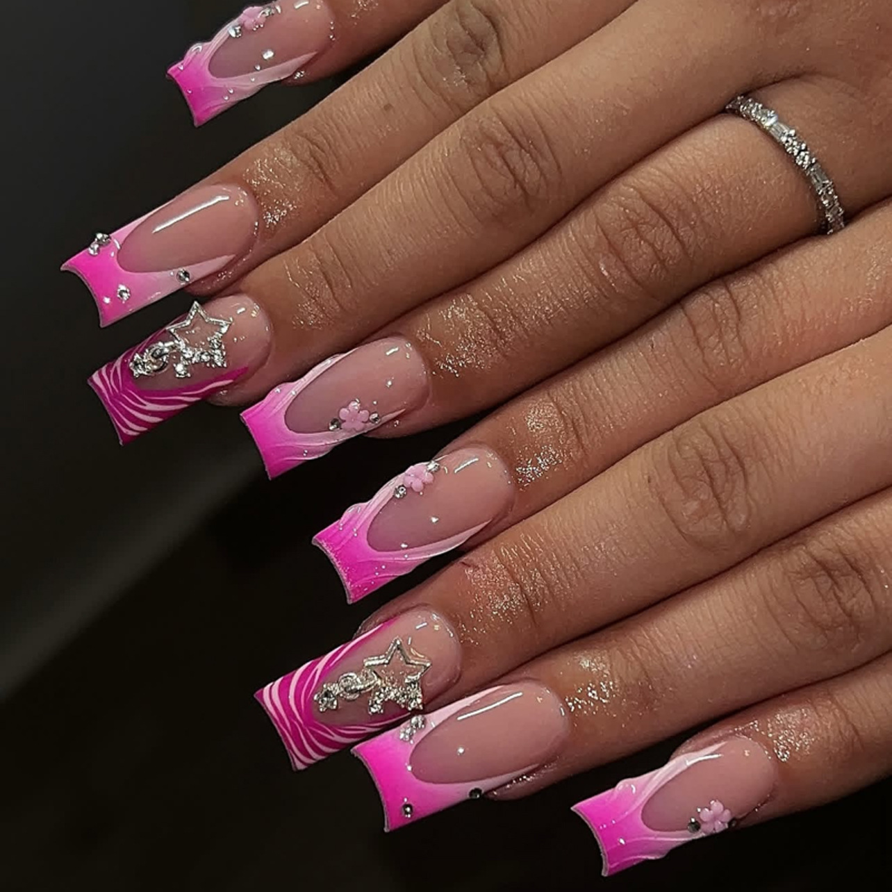 24 Pezzi Unghie Finte Blu Sfum - Nail Art Zebra recensione e prezzo
