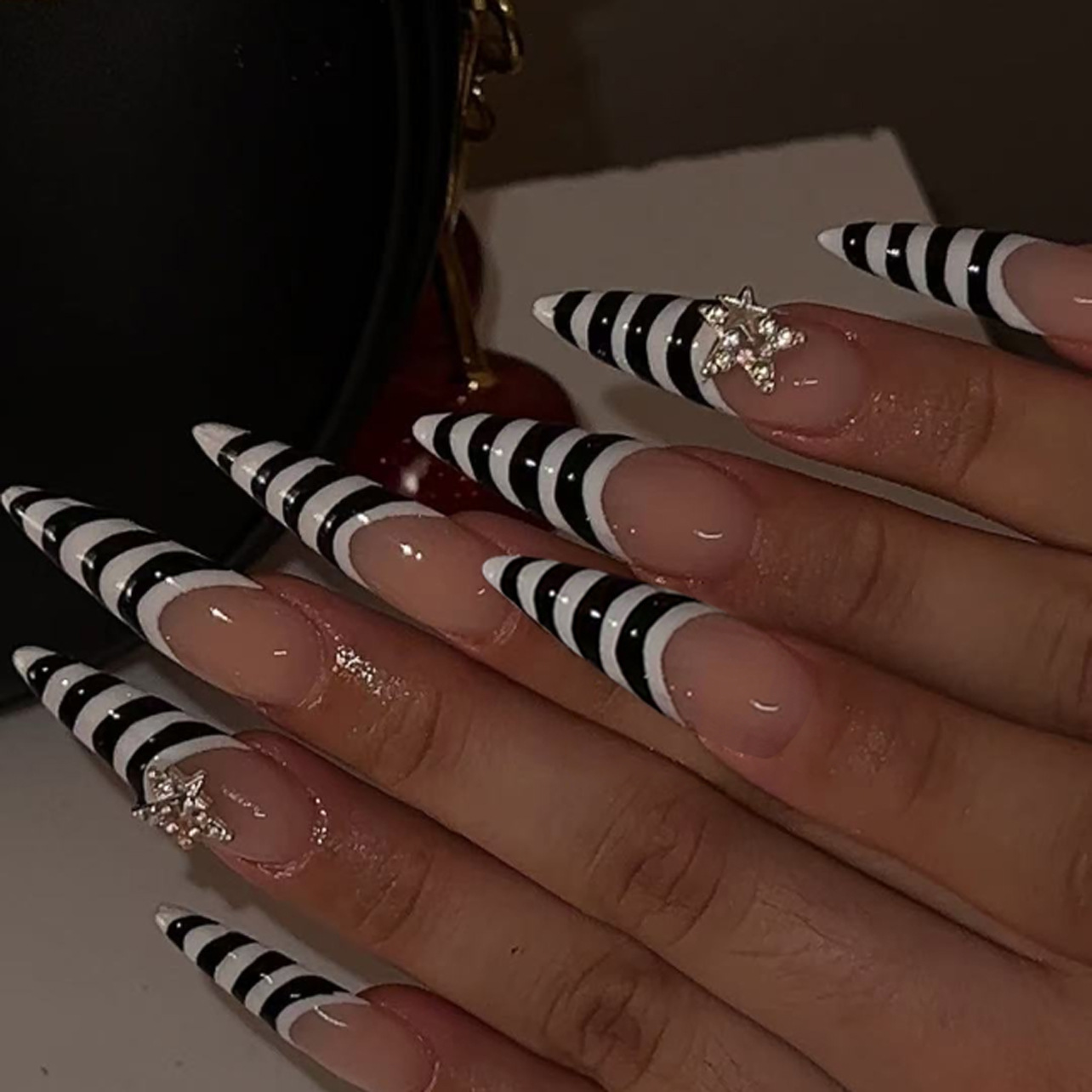 24 pezzi strisce zebrate bianc - Nail Art Zebra recensione e prezzo